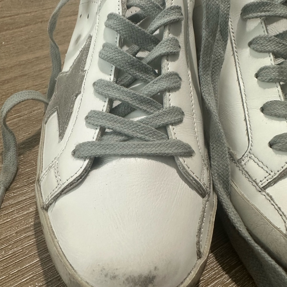 Golden Goose
Superstar Mixed Leather Sneakers - Picture 15 of 16